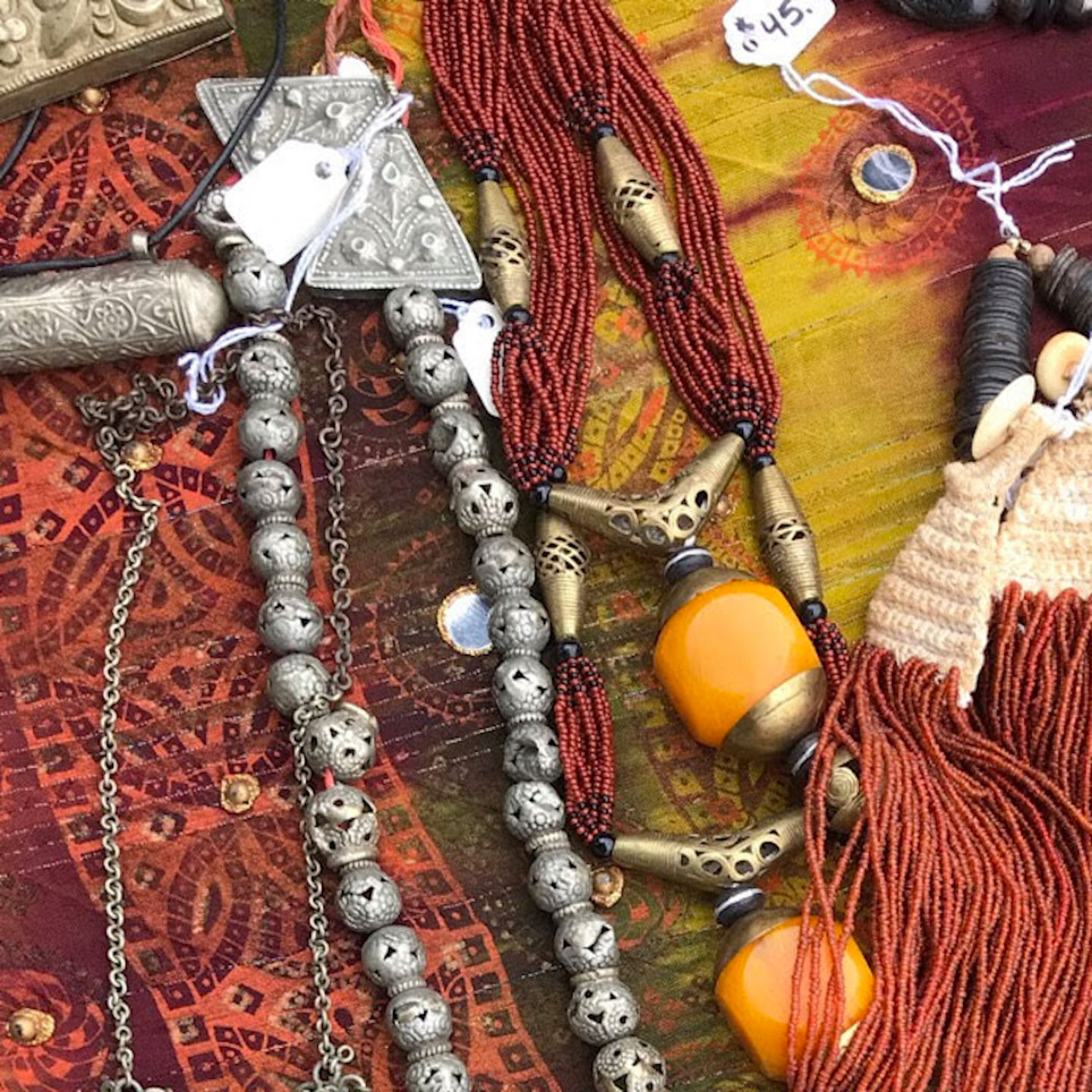 Thieves Market - jewelry